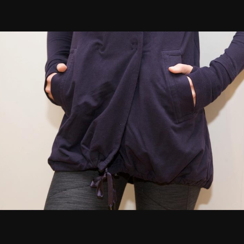 LULULEMON | Gratitude Wrap - Picture 6 of 6